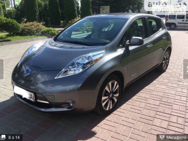 Ниссан Лиф 2014 року Nissan Leaf 2014 року