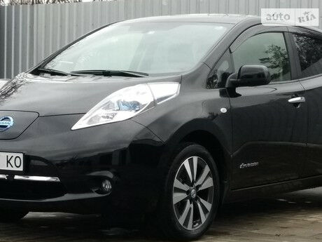 Ниссан Лиф 2015 года Nissan Leaf 2015 года