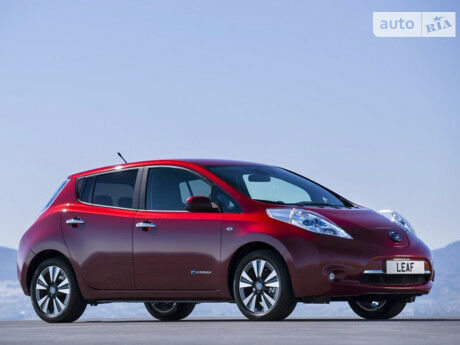 Nissan Leaf 2010 года