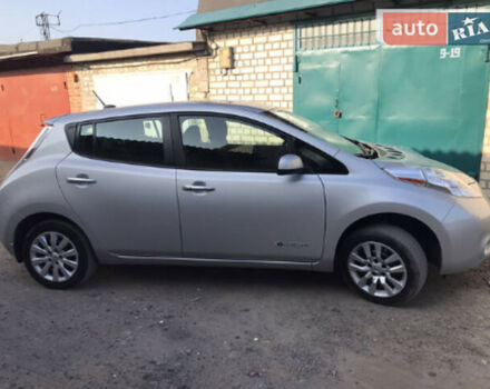 Nissan Leaf 2015 года - Фото 3 авто
