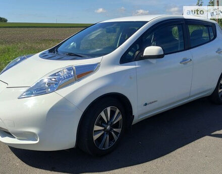 Nissan Leaf 2014 года