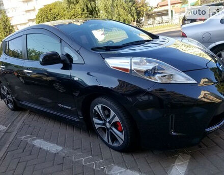 Nissan Leaf 2014 года