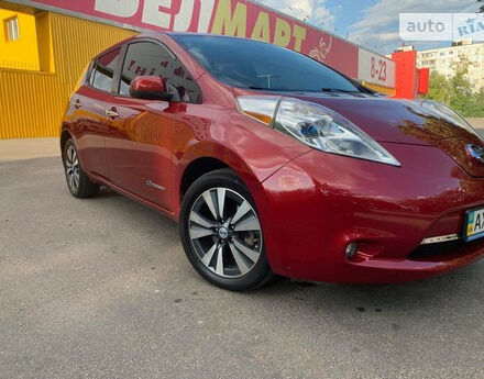 Nissan Leaf 2014 года