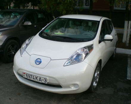 Nissan Leaf 2013 года - Фото 1 авто