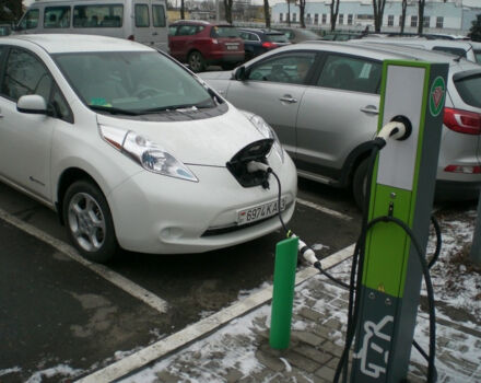 Nissan Leaf 2013 года - Фото 3 авто