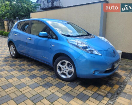 Nissan Leaf 2012 года