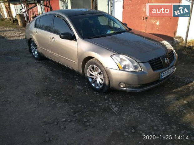 Nissan Maxima 2003 года