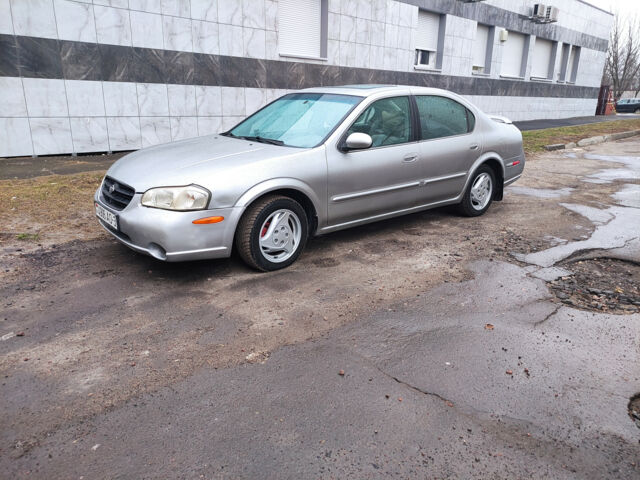 Nissan Maxima 2000 года