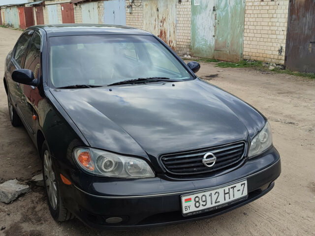 Nissan Maxima 2004 року