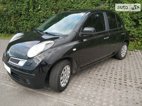 Nissan Micra 2010 року