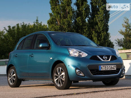 Ниссан Микра 2002 року Nissan Micra 2002 року