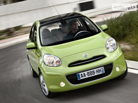 Ниссан Микра 2002 року Nissan Micra 2002 року