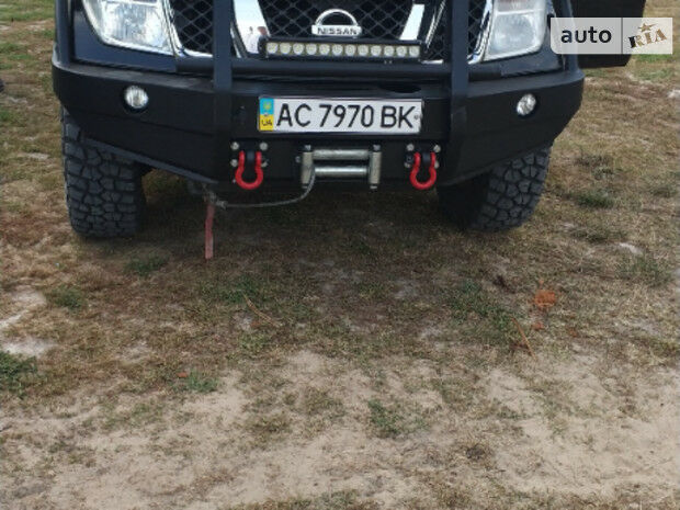 Ниссан Навара 2007 года Nissan Navara 2007 года