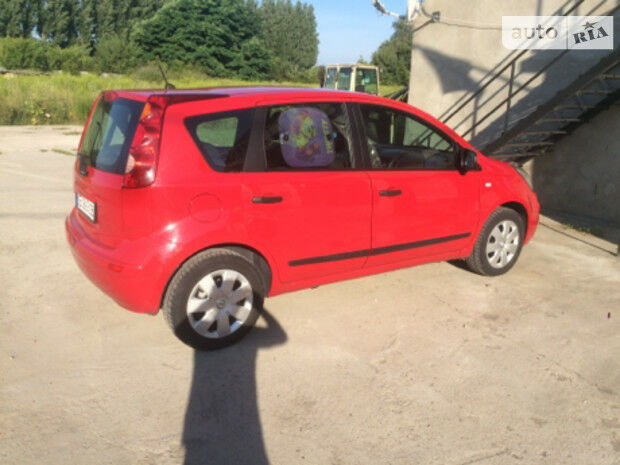 Nissan Note 2008 года