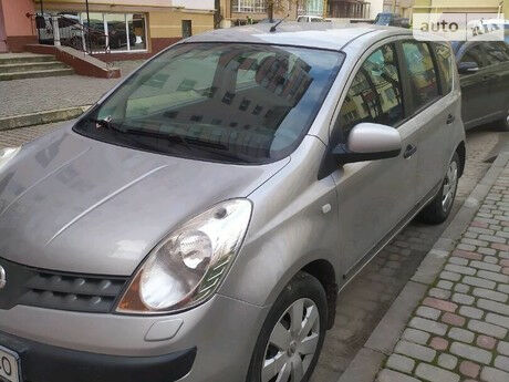 Nissan Note 2007 года