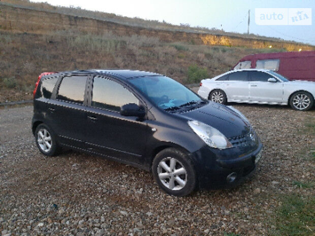 Nissan Note 2007 года