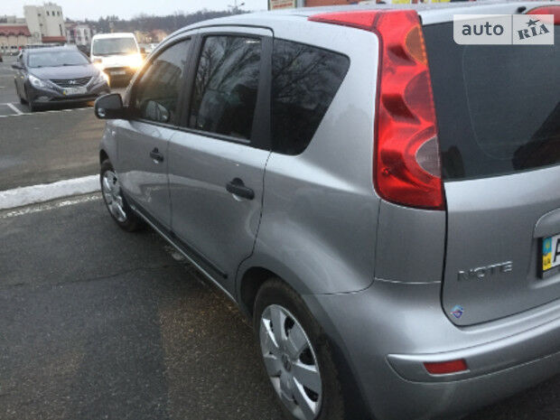 Nissan Note 2008 року