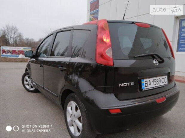 Nissan Note 2008 года