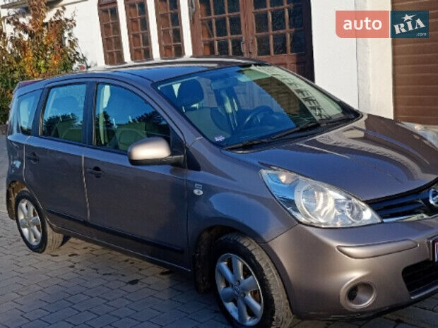 Nissan Note 2013 года