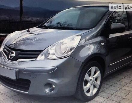 Nissan Note 2011 года