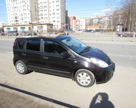 Nissan Note 2011 года