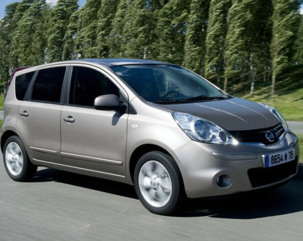 Nissan Note 2011 года