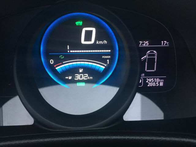 Nissan NV 2019 року