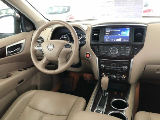 Nissan Pathfinder 2014 года