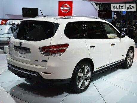 Ниссан Патфайндер 2007 года Nissan Pathfinder 2007 года