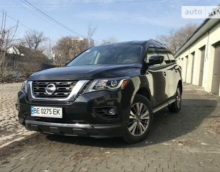 Фото на відгук з оцінкою 4.8   про авто Nissan Pathfinder 2018 року випуску від автора “Сергій” з текстом: Дуже задоволений автомобілем. Занадто потужне авто. Салон великий. Гарна підвіска. Аудіо систему ...