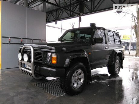 Nissan Patrol 1994 року