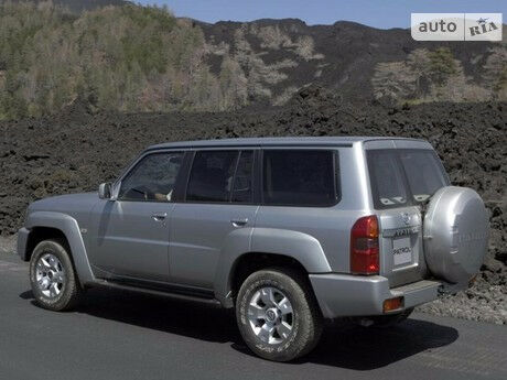 Nissan Patrol 2010 года