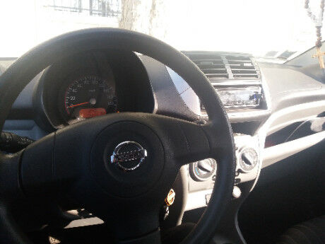 Ниссан Пиксо 2010 року Nissan Pixo 2010 року