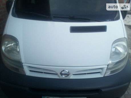 Ниссан Примастар пасс. 2005 року Nissan Primastar пасс. 2005 року