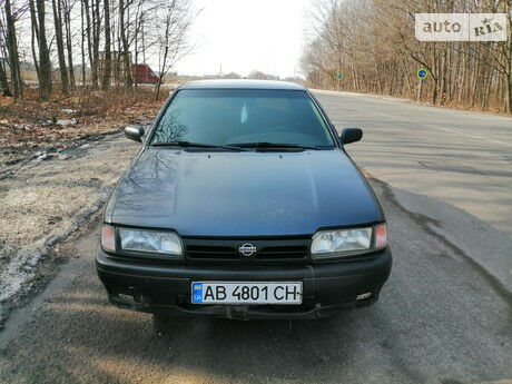 Nissan Primera 1993 года