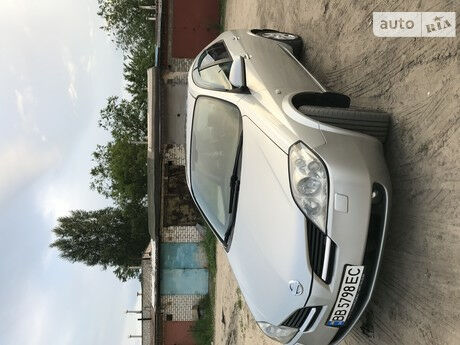 Nissan Primera 2003 року