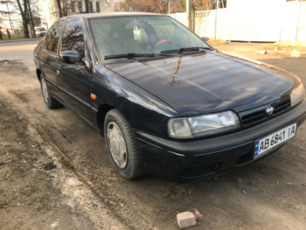 Nissan Primera 1993 року