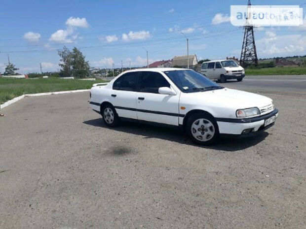 Nissan Primera 1994 года