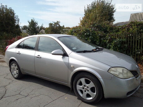 Ниссан Примера 2003 року Nissan Primera 2003 року