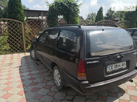 Nissan Primera 1993 року