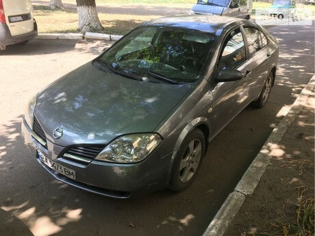 Nissan Primera 2002 року