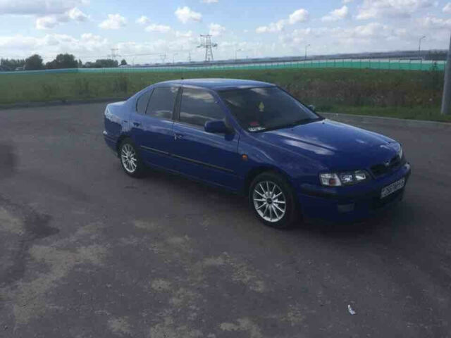 Nissan Primera 1999 года