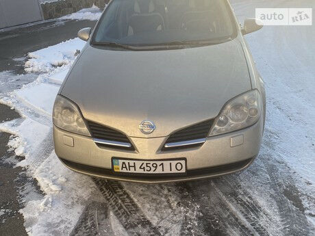 Nissan Primera 2002 года