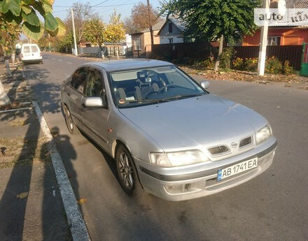 Nissan Primera 1997 року