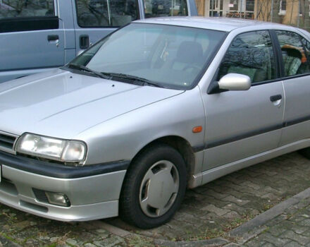 Nissan Primera 1995 року