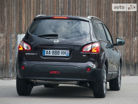 Ниссан Кашкай 2 2013 года Nissan Qashqai+2 2013 года
