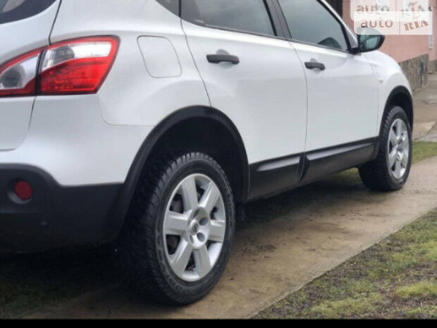 Ниссан Кашкай 2012 года Nissan Qashqai 2012 года