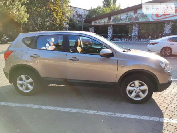 Nissan Qashqai 2008 года