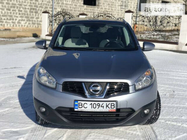 Nissan Qashqai 2010 року