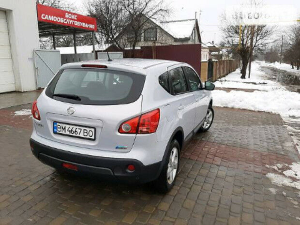 Nissan Qashqai 2009 року